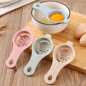 Egg Separator Egg Yolk White Separator Egg White Separator Egg Whites Strainer Filter Divider Egg Separator Tool Kitchen Gadget (Color: green)